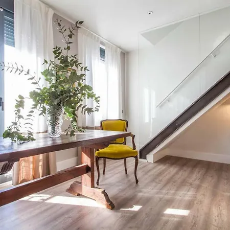 Rg Duplex San Bernardo * Seville